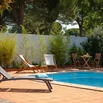 Amendoeirashouse-sustainableliving Panzió