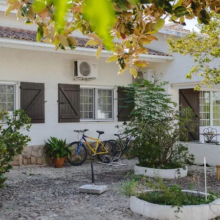 Bed & Breakfast Amendoeirashouse-sustainableliving *