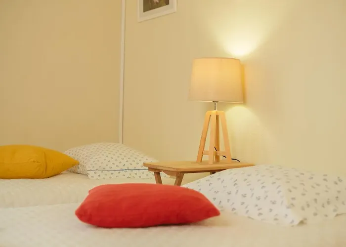 Amendoeirashouse-sustainableliving Alojamento de Acomodação e Pequeno-almoço 4*