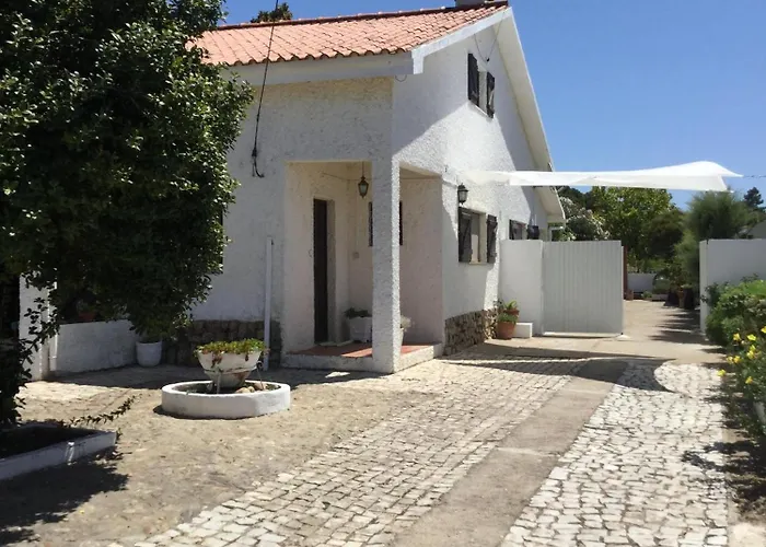 Amendoeirashouse-sustainableliving Alojamento de Acomodação e Pequeno-almoço 4*