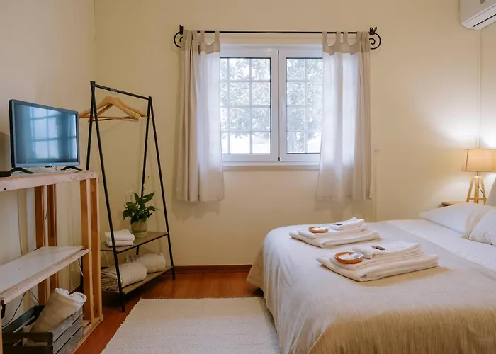 Amendoeirashouse-sustainableliving Alojamento de Acomodação e Pequeno-almoço
